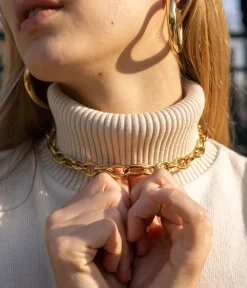 Collier Jackie